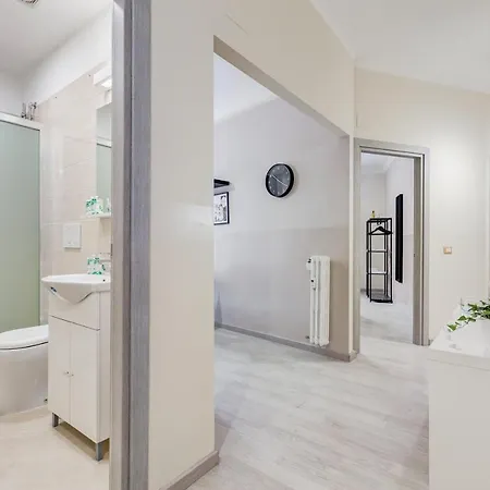 Bdc - Prestige 3bdr 3bath In Monti District * ローマ