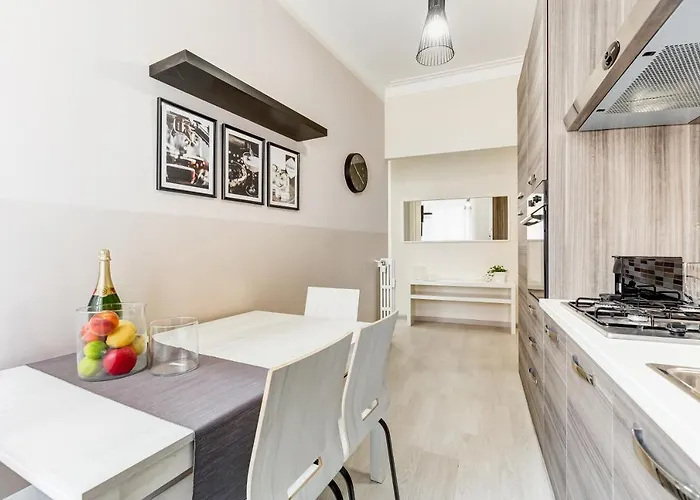 Bdc - Prestige 3bdr 3bath In Monti District Apartment