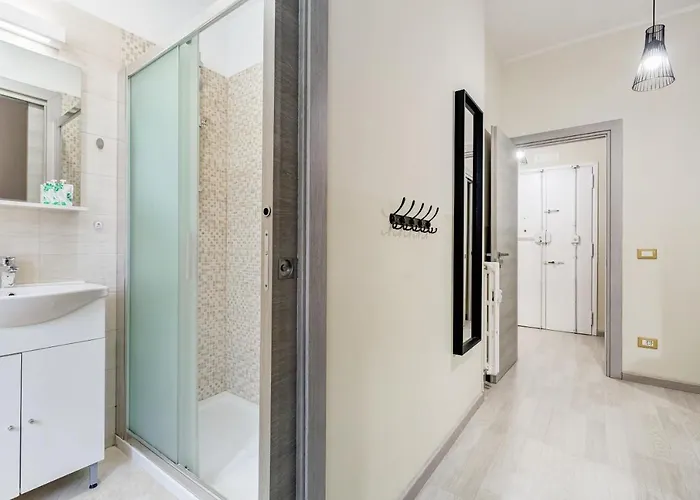 Apartment Bdc - Prestige 3bdr 3bath In Monti District Rome