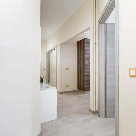 Bdc - Prestige 3bdr 3bath In Monti District Apartment
