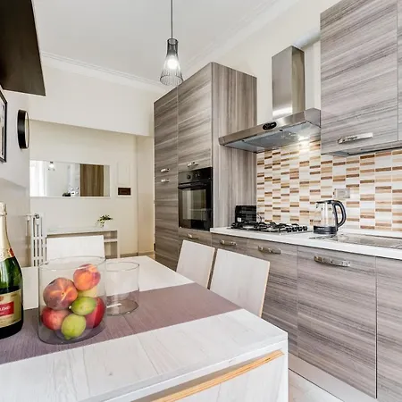 Bdc - Prestige 3bdr 3bath In Monti District