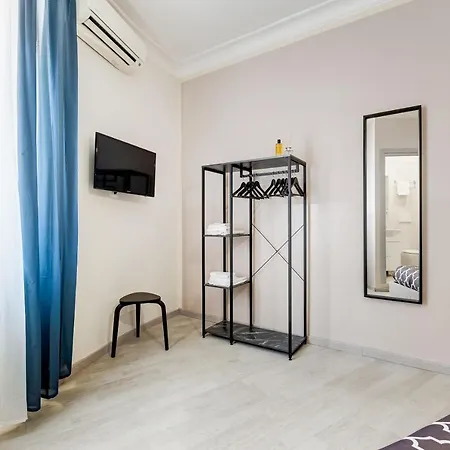 Apartment Bdc - Prestige 3bdr 3bath In Monti District Rome