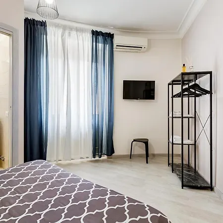 Apartment Bdc - Prestige 3bdr 3bath In Monti District Rome
